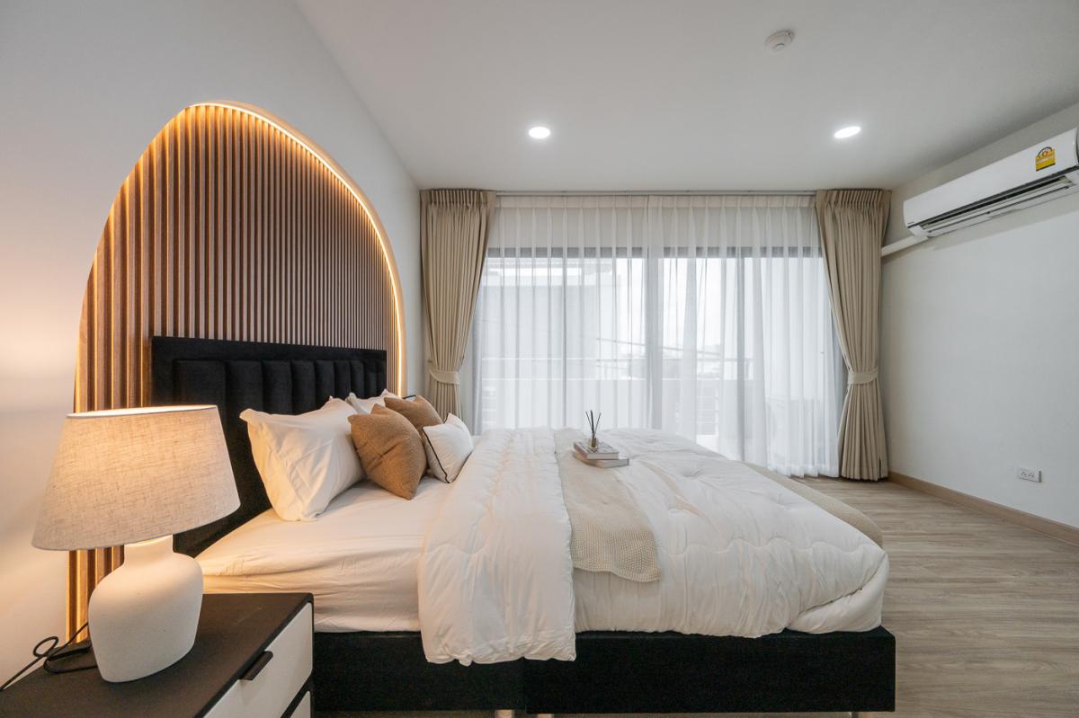 ฟลอร่า วิลล์ ห้องใหญ่ 2 นอน แต่งครบ ใกล้รถไฟฟ้า Airport Link เดินทางสะดวก_Do793